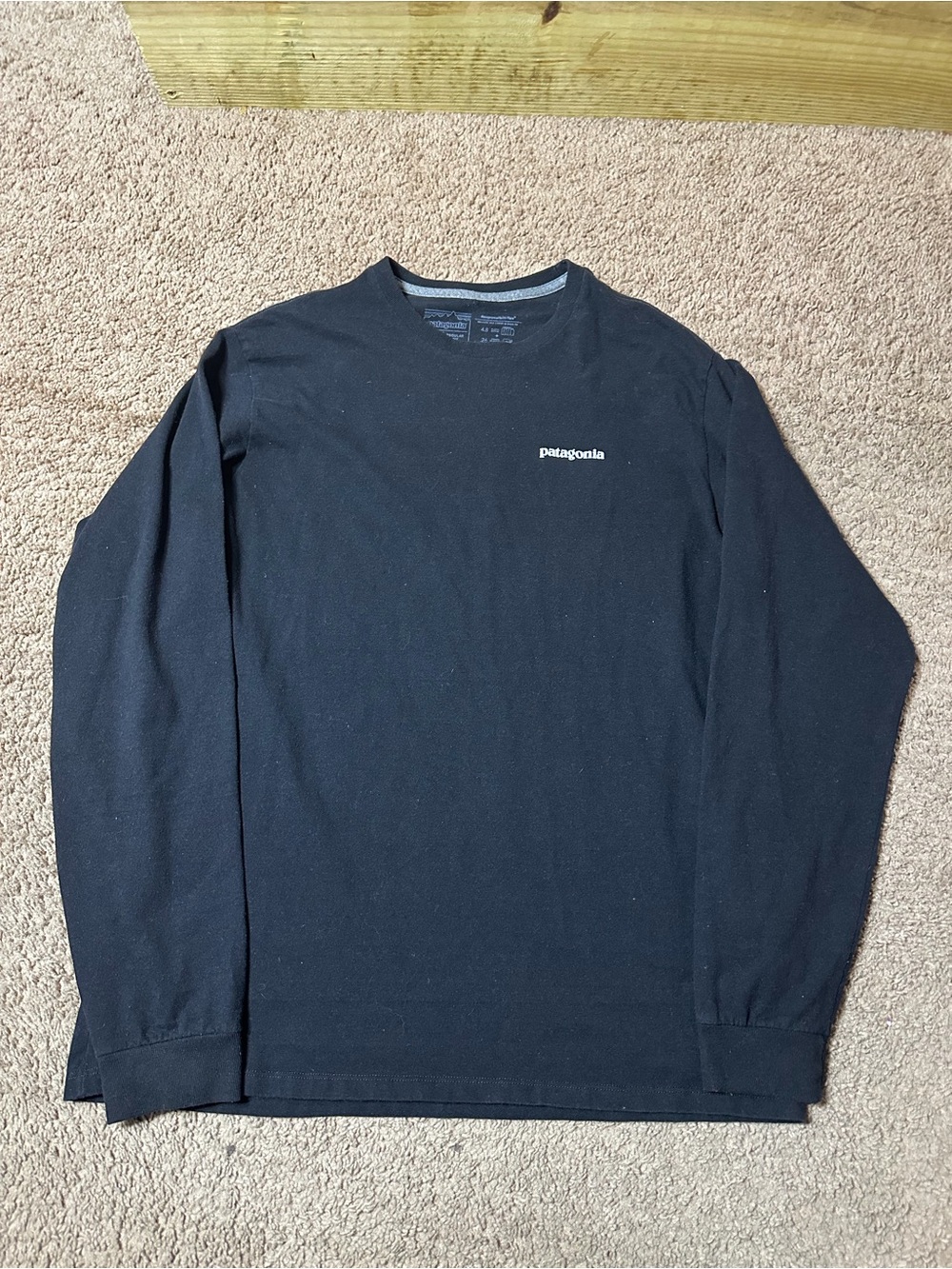 Patagonia t-shirt men’s medium black long sleeve minimalist outdoors - Picture 1 of 6